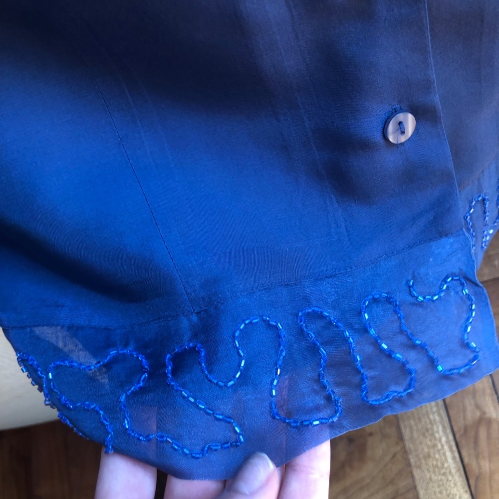 Blouse - Picture 2 of 3